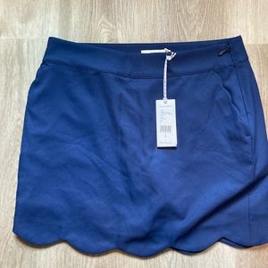 Vineyard vines scallop skort